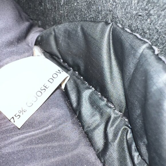 North Face slippers - Picture 12 of 12